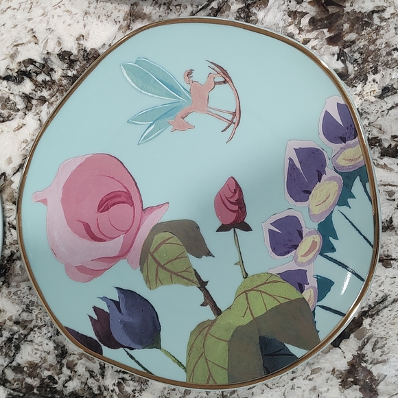 Disney Alice in Wonderland 70th Anniversary plate set of 4 - Picture 2 of 8